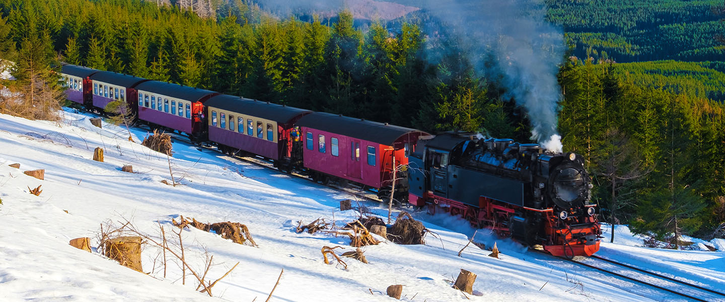 Vlaky Pardubického kraje - Železnice spojuje Kultury